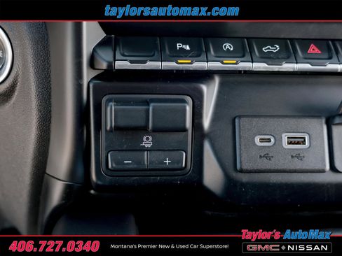 Used 2019 Chevrolet Silverado 1500 LT Trail Boss AWD/4WD image 19