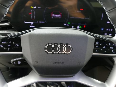 Certified 2025 Audi Q5 Premium w/ Convenience Package AWD/4WD image 15