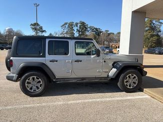 Used 2018 Jeep Wrangler Unlimited Sport S video 2