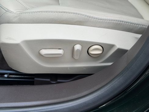 Used 2016 Buick Regal Premium FWD image 16