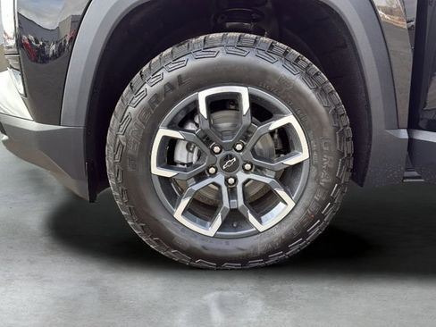 New 2026 Chevrolet Equinox ACTIV w/ Convenience Package III image 47