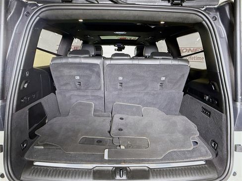 Used 2022 Jeep Grand Wagoneer Series III w/ Flexible Seating Group image 31