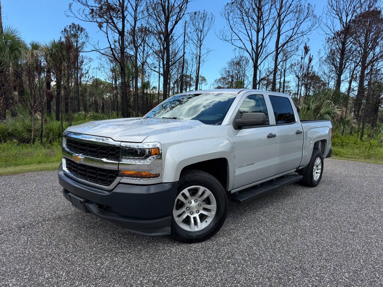 Used 2018 Chevrolet Silverado 1500 W/T w/ Special Service Package AWD/4WD image 1