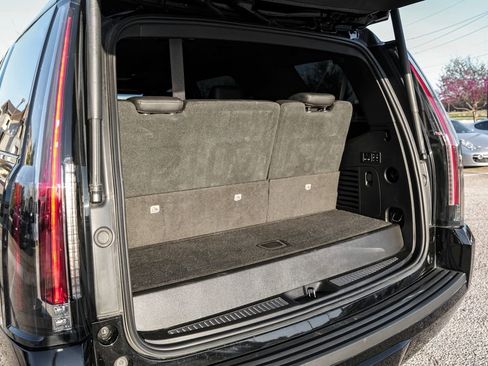 Used 2019 Cadillac Escalade Platinum image 61