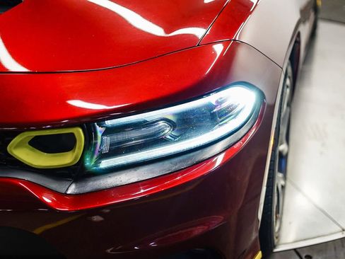 Used 2019 Dodge Charger GT image 7