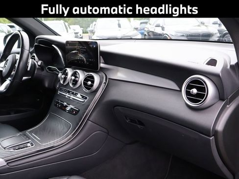 Used 2022 Mercedes-Benz GLC 300 4MATIC image 12