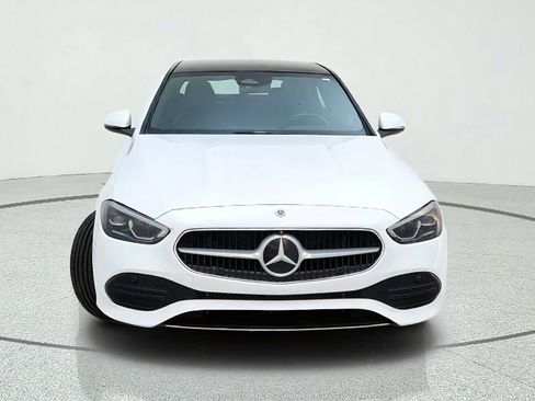 Used 2023 Mercedes-Benz C 300 Sedan image 3