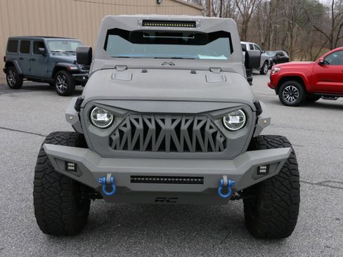 Used 2021 Jeep Gladiator Sport image 10