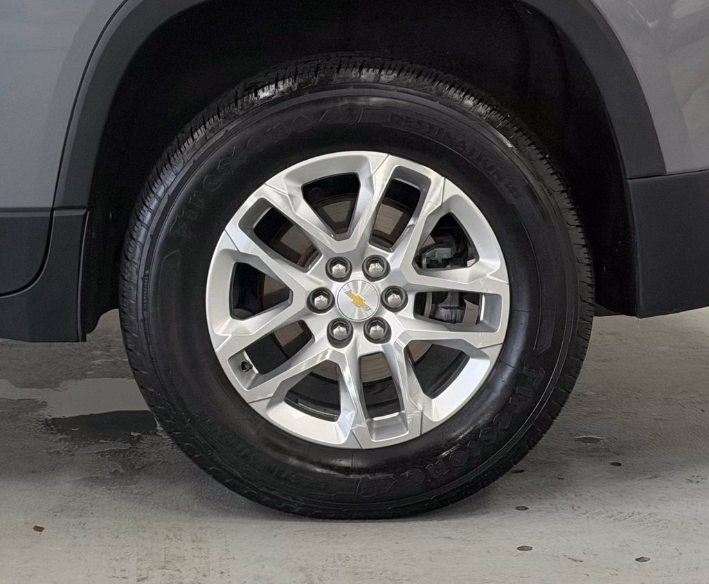 Used 2018 Chevrolet Traverse LT AWD/4WD image 8