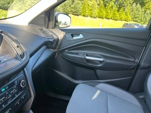 Used 2019 Ford Escape SE AWD/4WD image 22
