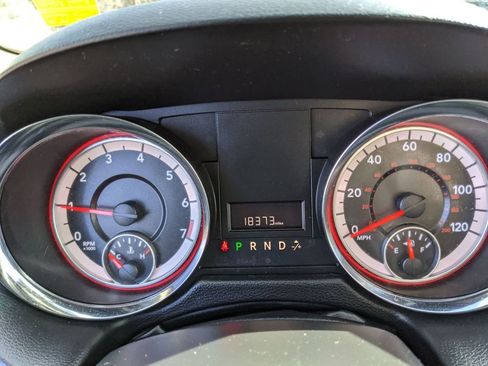 Used 2016 Dodge Grand Caravan SE w/ Quick Order Package 29E SE image 12