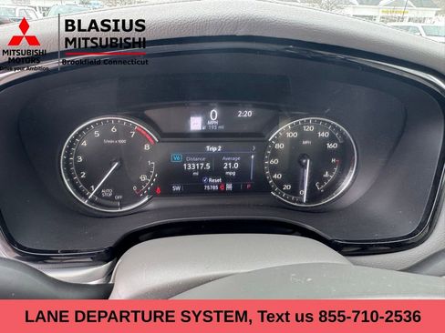 Used 2020 Cadillac XT5 Premium Luxury w/ LPO, Floor Liner Package image 16