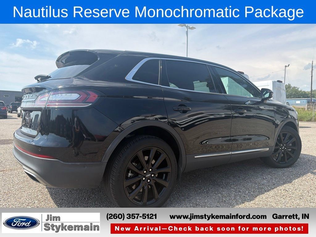 Used 2023 Lincoln Nautilus Reserve w/ Equipment Group 201A AWD/4WD image 7