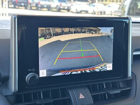 Used 2024 Toyota RAV4 XLE image 18