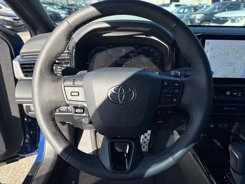 Used 2025 Toyota Camry XSE image 34