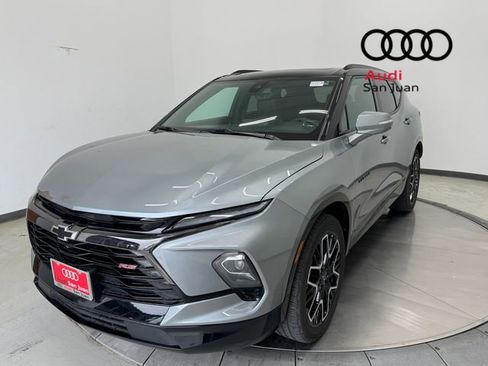 Used 2024 Chevrolet Blazer RS w/ Driver Confidence II Package FWD image 3