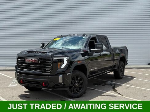 Used 2024 GMC Sierra 2500 AT4 w/ Technology Package AWD/4WD image 1
