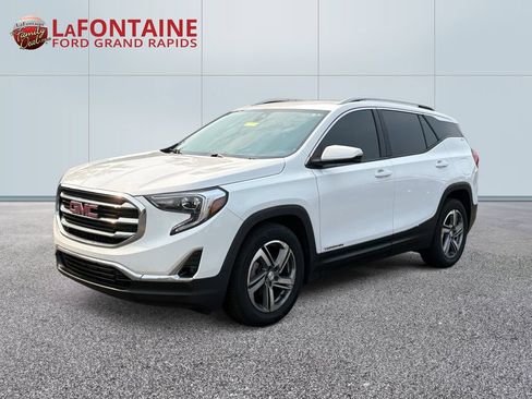 Used 2020 GMC Terrain SLT FWD image 1