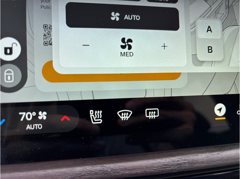 Used 2022 Rivian R1T Adventure AWD/4WD image 25