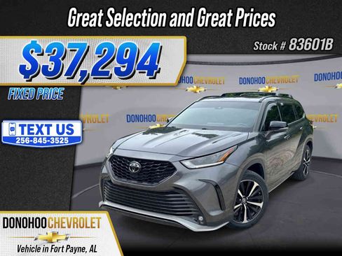 Used 2022 Toyota Highlander XSE FWD image 1