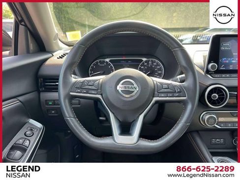 Used 2023 Nissan Sentra SR w/ SR Premium Package FWD image 15