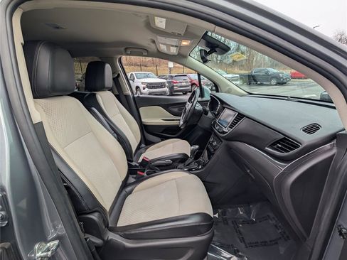 Used 2019 Buick Encore Preferred w/ Safety Package image 10