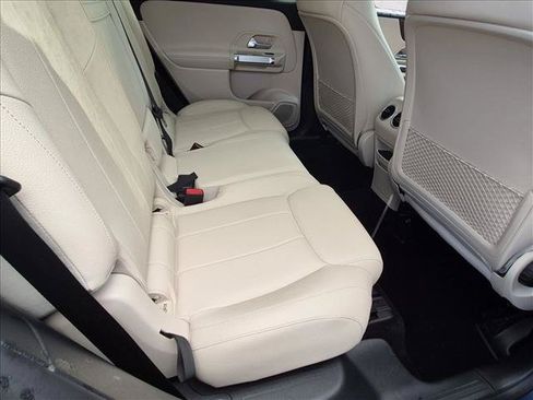 Certified 2022 Mercedes-Benz GLB 250 4MATIC image 21