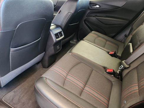 Certified 2024 Chevrolet Equinox RS image 32