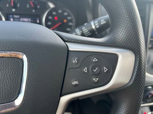 Certified 2023 GMC Acadia SLE w/ Driver Convenience Package FWD image 30