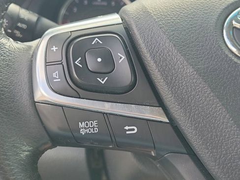 Used 2017 Toyota Camry XSE image 25