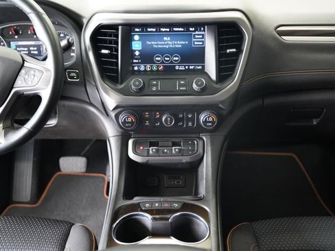 Used 2023 GMC Acadia AT4 AWD/4WD image 16