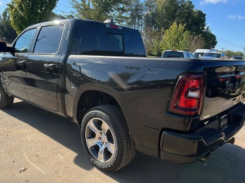 New 2026 RAM 1500 Express image 10