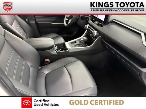 Used 2025 Toyota RAV4 XLE Premium w/ Weather Package FWD image 10