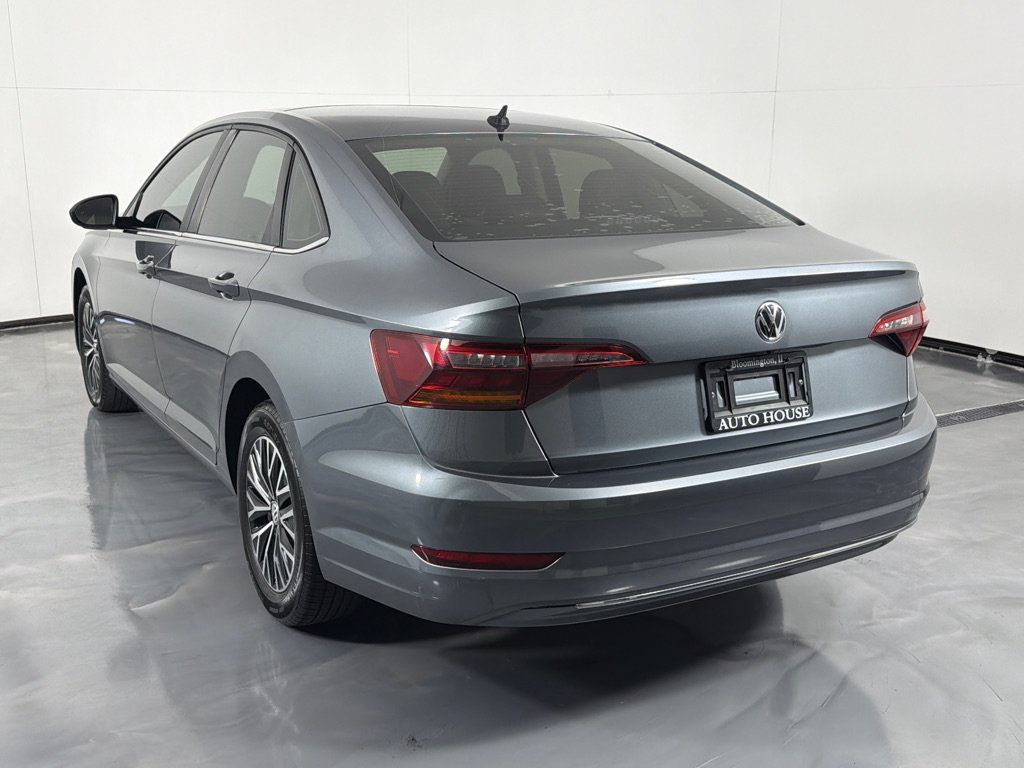 Used 2019 Volkswagen Jetta SE w/ Cold Weather Package FWD image 7