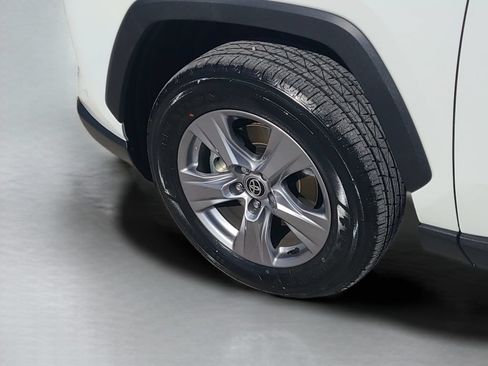 Certified 2025 Toyota RAV4 XLE AWD/4WD image 24