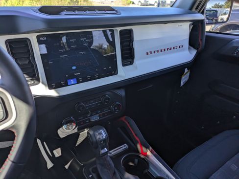 New 2025 Ford Bronco Heritage Edition image 46