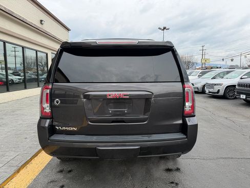 Used 2018 GMC Yukon SLT w/ Open Road Package image 8