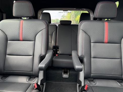 Used 2024 Chevrolet Traverse RS w/ LPO, Floor Liner Package image 27