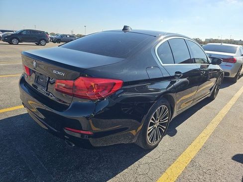 Used 2020 BMW 530i w/ Convenience Package image 2