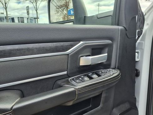 Used 2024 RAM 3500 Big Horn image 19
