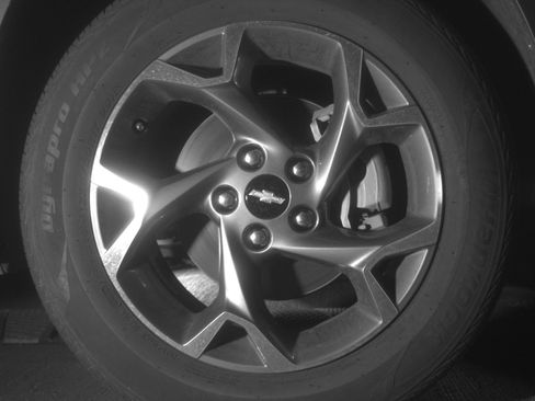 Used 2025 Chevrolet Trax LT FWD image 13