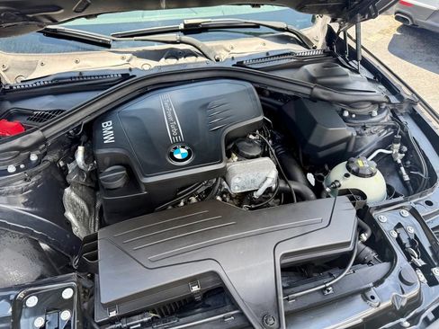 Used 2016 BMW 328i xDrive Sedan AWD/4WD image 5