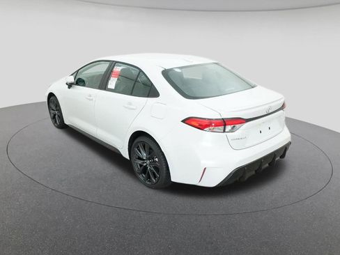 New 2026 Toyota Corolla SE FWD image 5