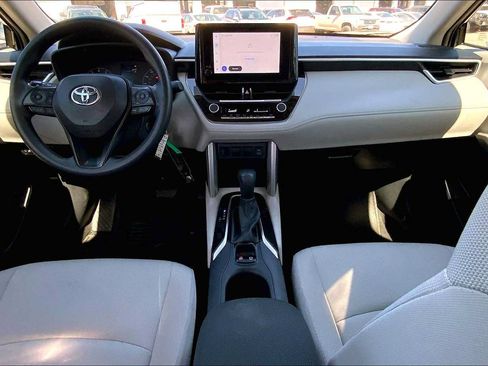 Used 2024 Toyota Corolla Cross L FWD image 14