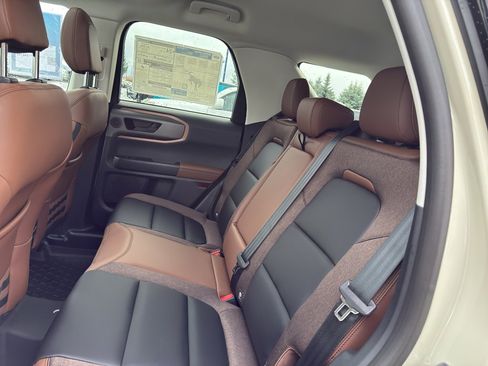 New 2025 Ford Bronco Sport Outer Banks w/ Sasquatch Outer Banks Package image 30