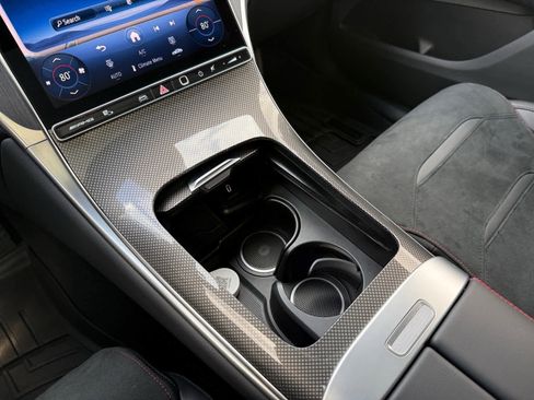 Certified 2025 Mercedes-Benz GLC 43 AMG 4MATIC image 21