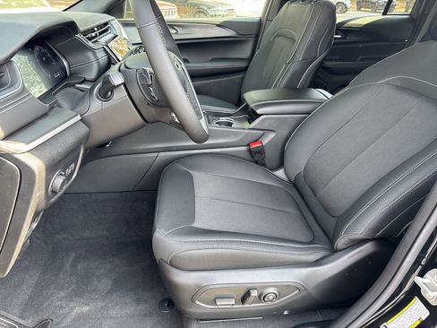 New 2026 Jeep Grand Cherokee Laredo X image 11