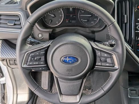 Used 2025 Subaru Ascent Premium AWD/4WD image 17