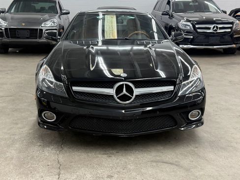 Used 2011 Mercedes-Benz SL 550 image 30