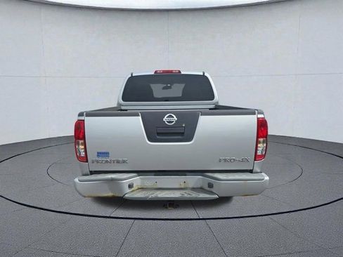 Used 2011 Nissan Frontier PRO-4X image 4
